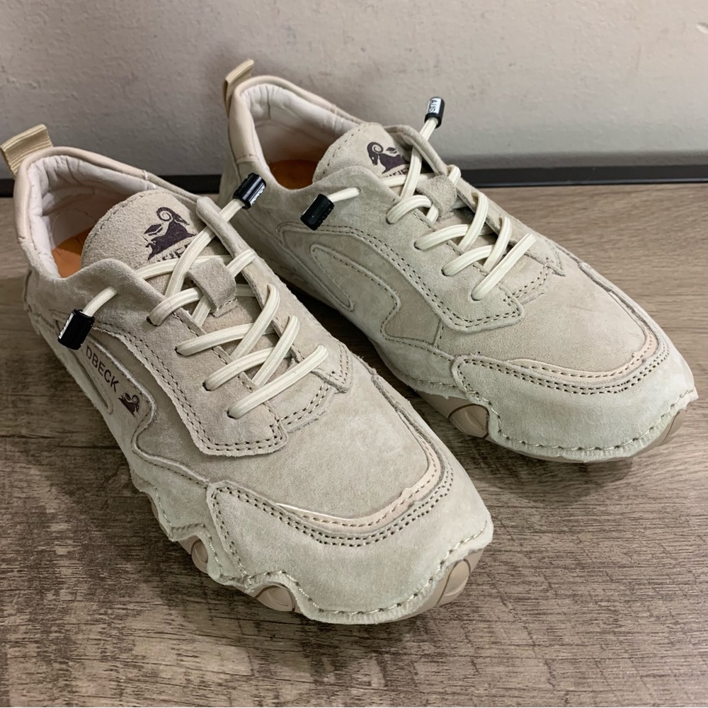 NEW! Women's DBECK Beige Suede SUNDAY STROLL Walking COMFORT Shoes SNEAKERS